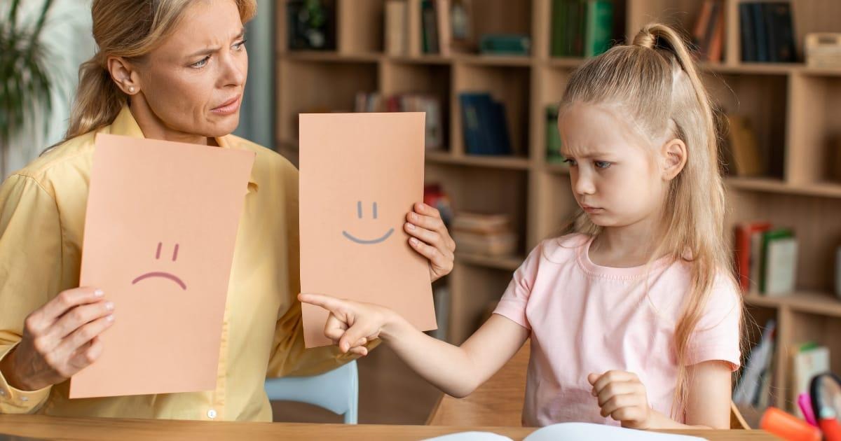Ciri-Ciri Anak Sensitif yang Perlu Dikenali
